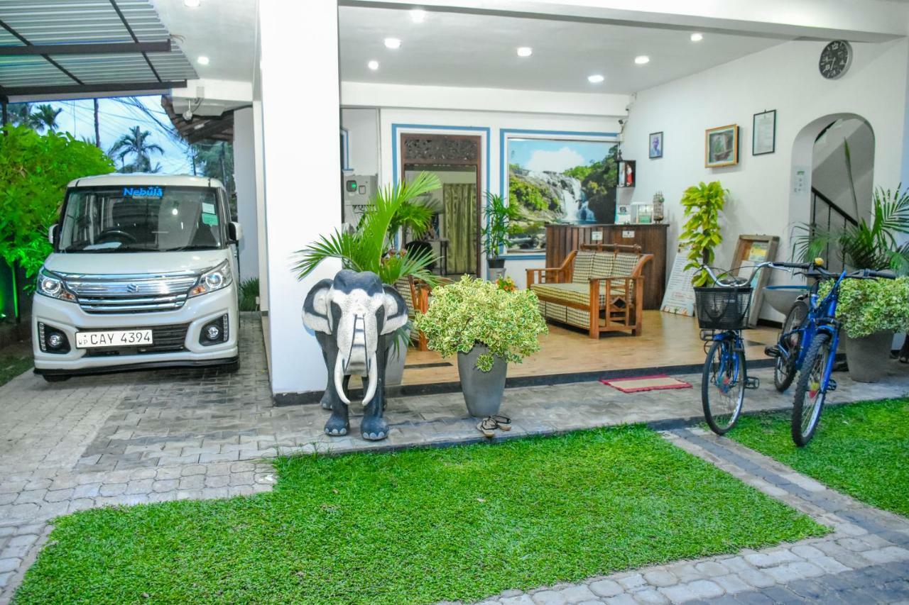 Nebula Residence Negombo Luaran gambar